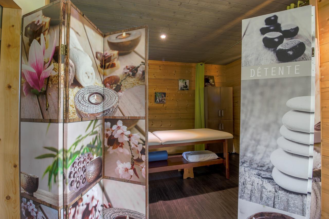 Camping Les Portes Du Beaujolais Анс Екстериор снимка