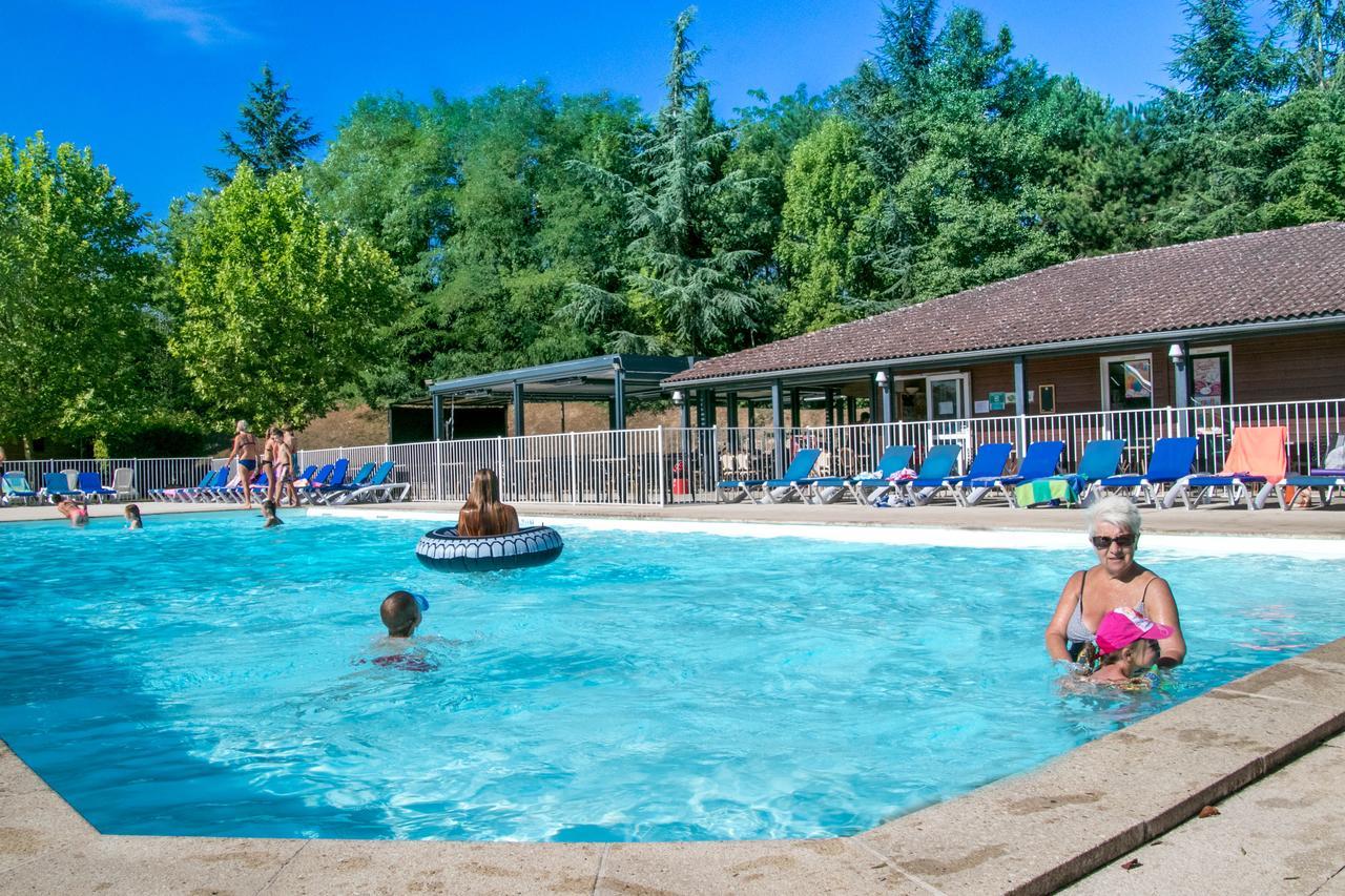 Camping Les Portes Du Beaujolais Анс Екстериор снимка