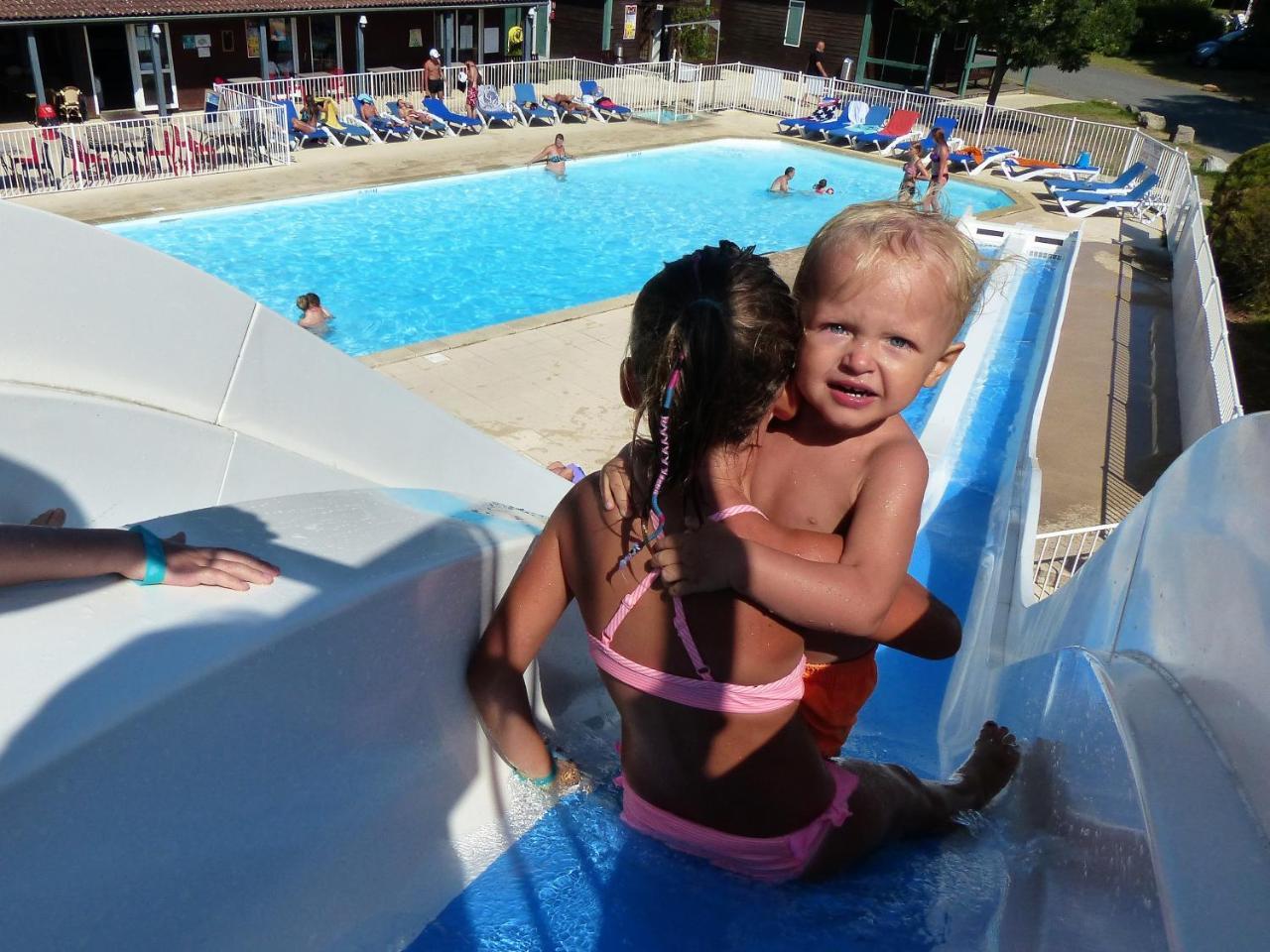 Camping Les Portes Du Beaujolais Анс Екстериор снимка